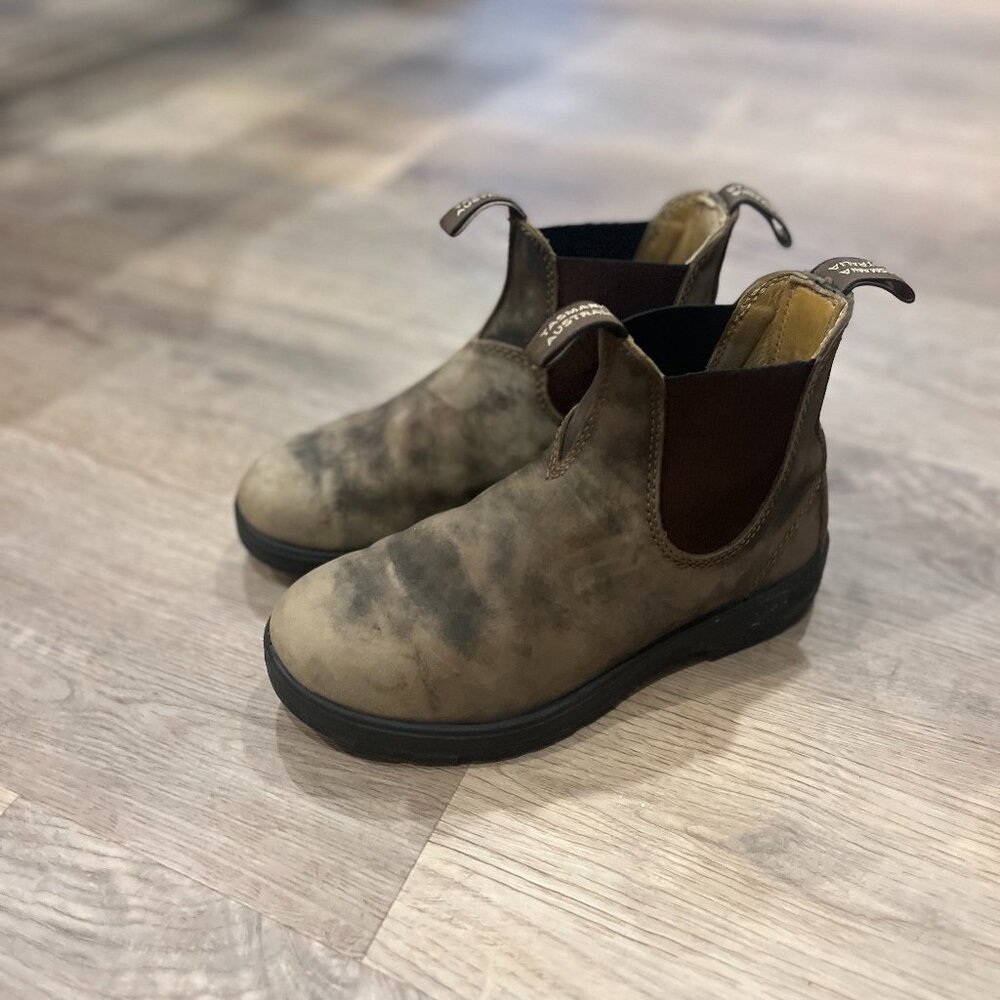 Women's Classic Blundstones Brown W7